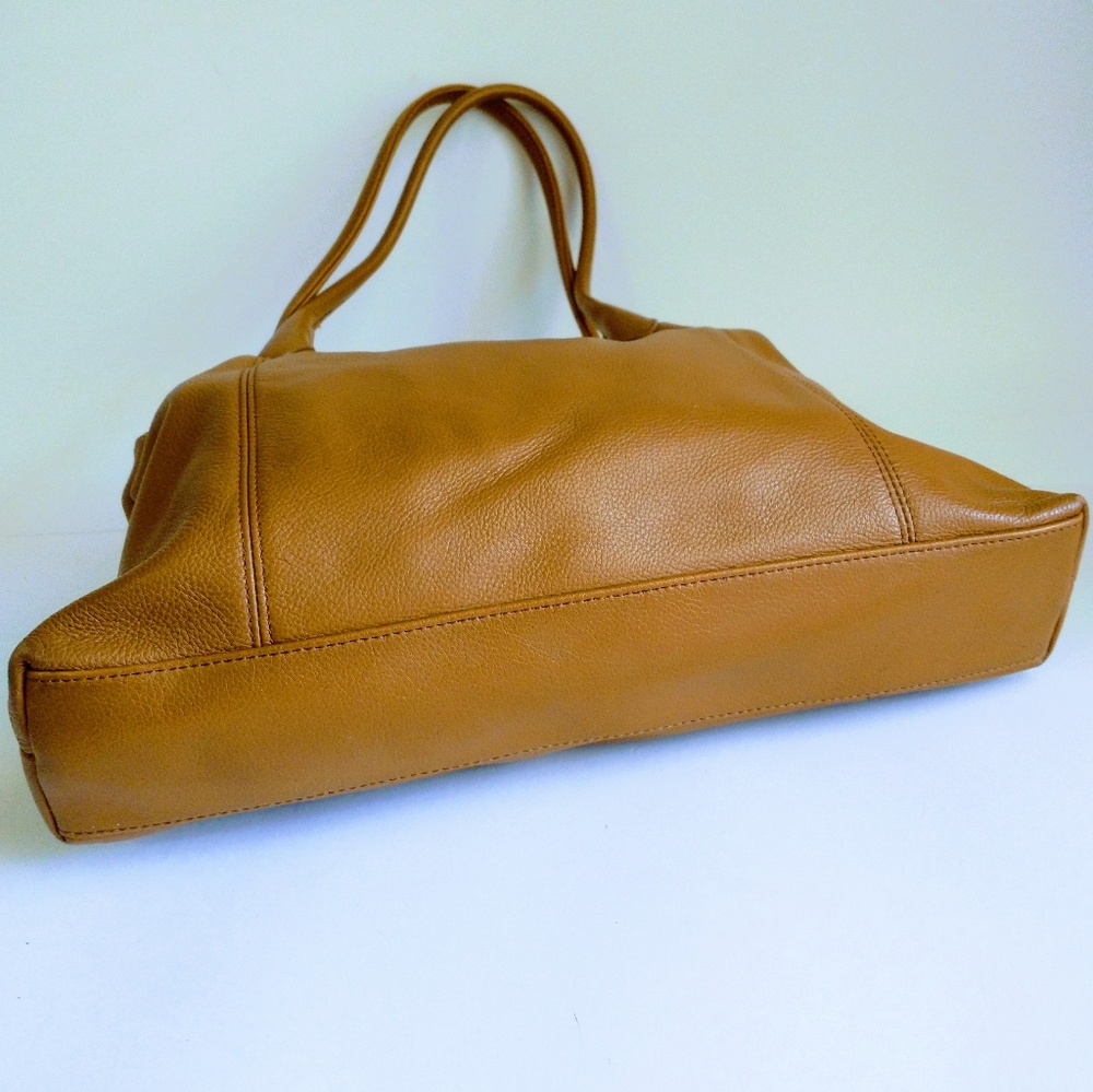 AURIELLE Leather Shoulder Bag - Picture 5 of 12